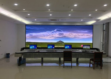 صفحه نمایش ثابت داخلی P2 داخلی ، صفحه نمایش های ویدئویی با کابینت استیل